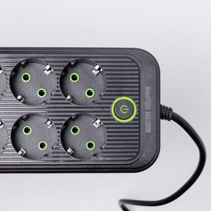 Мережевий фільтр подовжувач на 8 розеток з 3 USB 1 Type-C та кнопкою відключення F20U 2.8 м Чорний HP-5-28  Jooki
