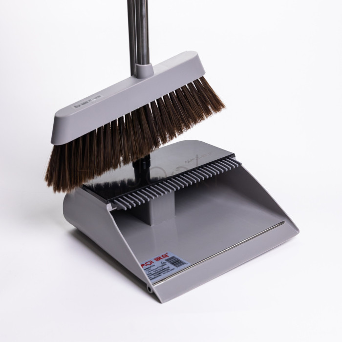 Комплект для уборки веник с совком, серый Household Cleaning Products HP-35015-10G Практическое решение Jooki