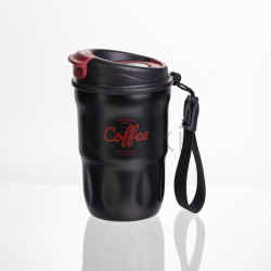 Термочашка "Coffee" 400 мл с ремешком и откидной крышкой-клапаном, черный Yiwu HP-GM-17