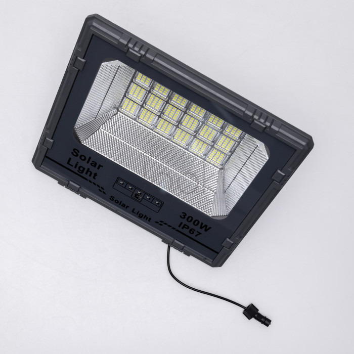 Уличный LED фонарь на солнечных батареях 31.6x27.8x7.5 см прожектор светодиодный уличный 270 LED 300 Вт с солнечной панелью HP-5-62 Продумано до деталей 