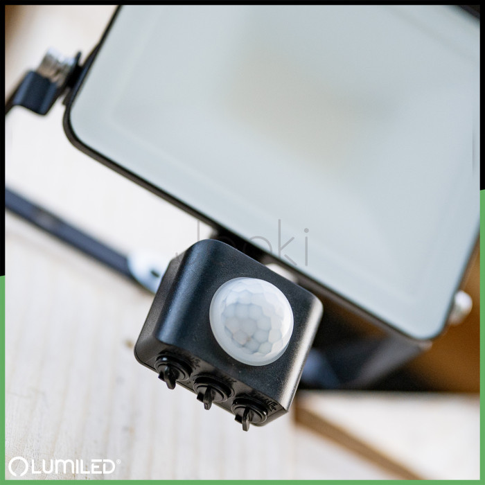 LED-прожектор для зовнішнього використання з датчиком руху, Lumiled серії AZZLER — 20W, 2400 lm, 4000K, IP65, регульований кут, чорний